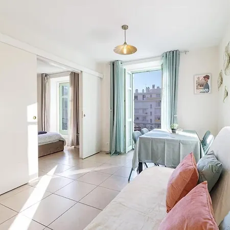 Apartment Bright With Balcony Port De *