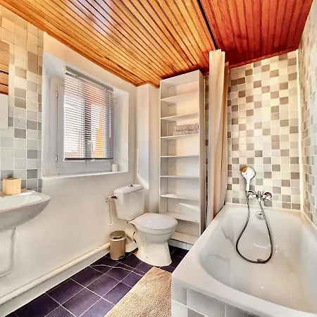 Old Town Rossetti Gem, Rooftop ,waterfall View Apartment Nice