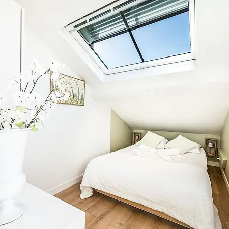 Apartment Secret Nest *