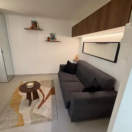 Very Charming In Apartment *