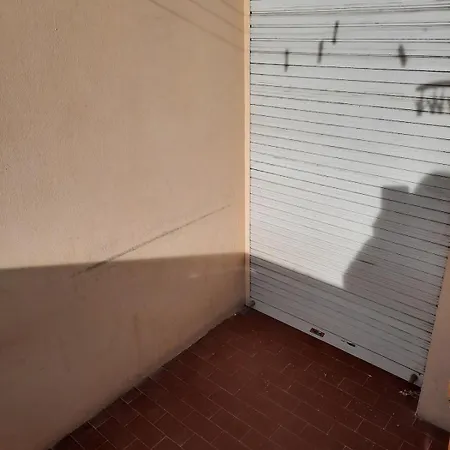 Spacieux A 2 Pas De La A Apartment *