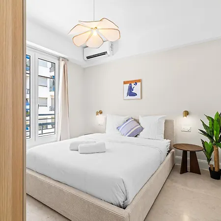 Apartment Fully Renovated 2-bedroom Nice