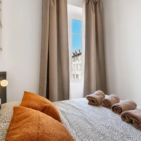 Apartment Carre D Or 2 Pieces Climatise Proche *