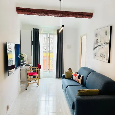 Apartment Cathedral View - Heart Of Vieux