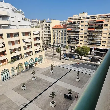Apartment Azurea 2p Lumineux, Plage, Parking, Clim Nice