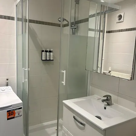 Joli T3 Proche Mer,climatise,parking Prive, Wifi Apartment Nice