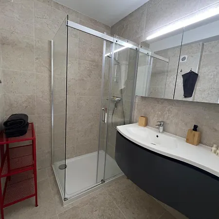 Apartment Familial T3 Terrasse, Clim & Parking Gratuit *