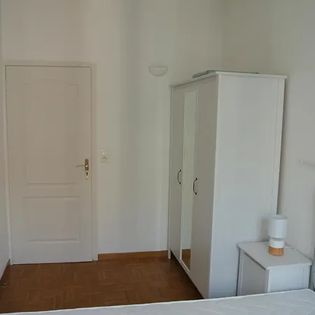 3 Pieces Renove Port De - 150m Du Tramway Apartment