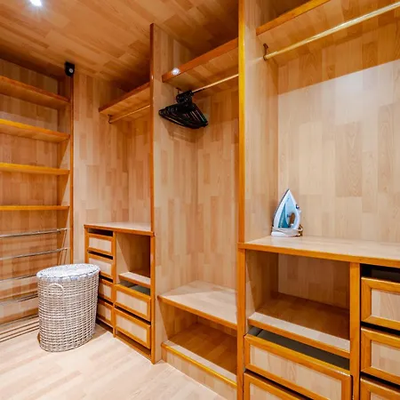 Spacious Flat - Calm & Ac *
