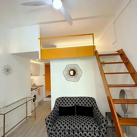Apartment Mezzanine Renove - Centre Nice, 3 Min Gare