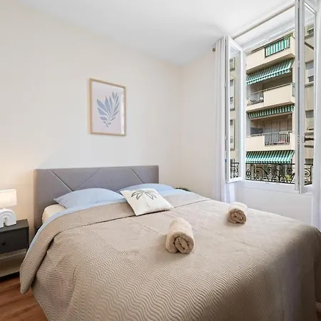 Spacious In Port Of Apartment