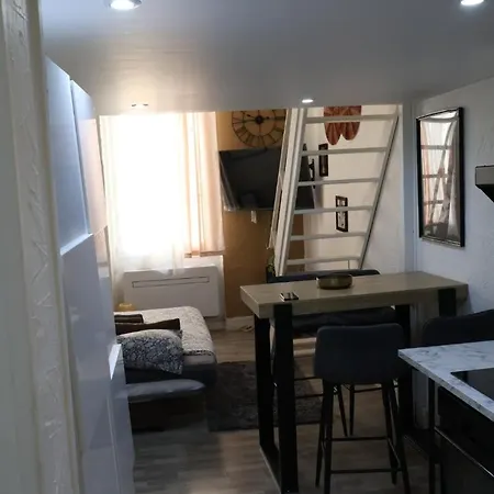Comfy In Old Town With Mezzanine - Place Garibaldi, Nice