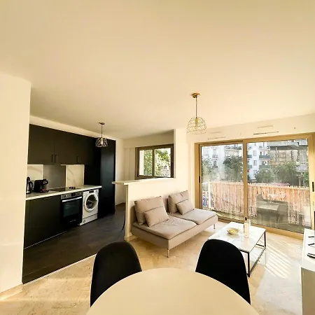 Apartment Grand Moderne Centre *