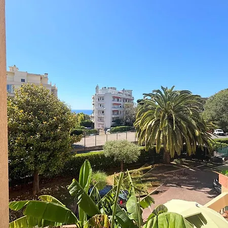 With Balcony And Pool Near The Sea *