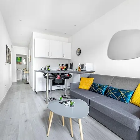 Apartment Relaxation & Comfort Design With Ambient Led *