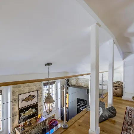 Artist Loft Duplex Jack Sparrow Air Conditionne Et Parking Apartment *