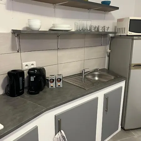 Renovated In Nice! 5-minute Walk From The Sea! Apartment