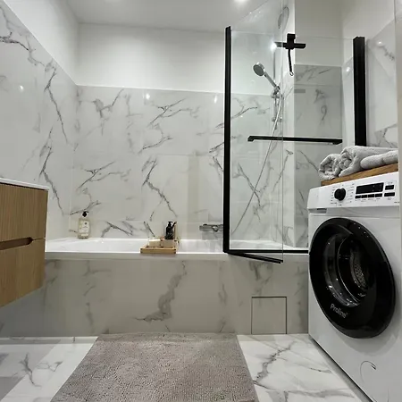 Apartment Proche De Toutes Commodites - Ouest *