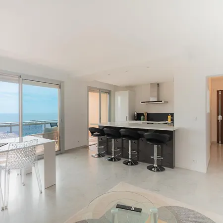Wonderful View - 2br Fabron - Parking Apartment Nice
