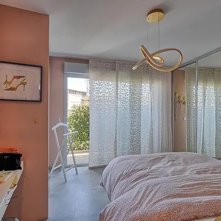 Apartment Lovely 4-bedroom Family In