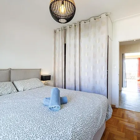 Spacieux T3 Avec Balcon Confort Et Convivialite Nice