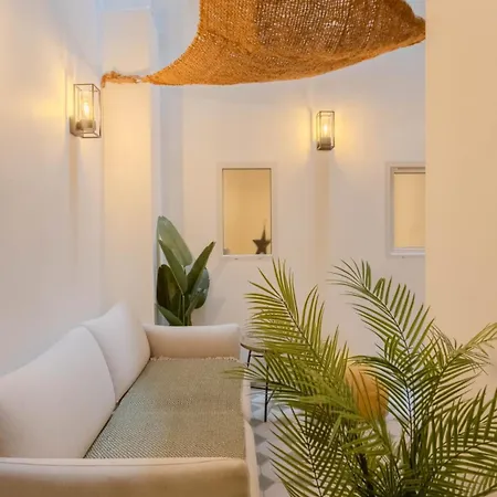 Apartment La Draperia - Patio & 2 Bedrooms - Vieux *