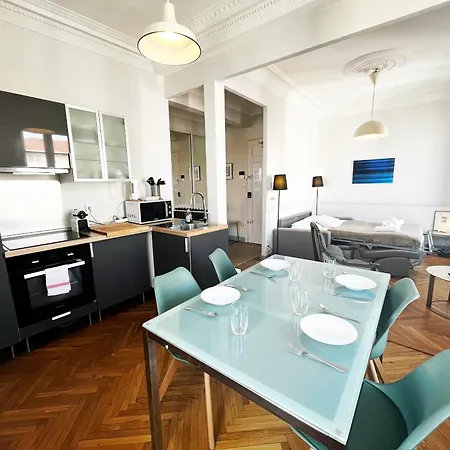 Bb G Balcon Palais Excelsior - Grimaldi Apartment *