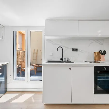 Stunning Duplex With Terrace - Port Of / Ac