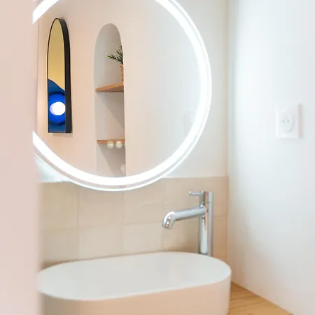 Mediterranean Getaway Old Apartment Nice