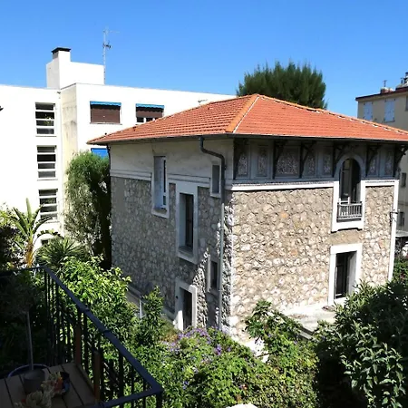 Apartment T2 Renove, Plein Sud, A 200m Du Tram