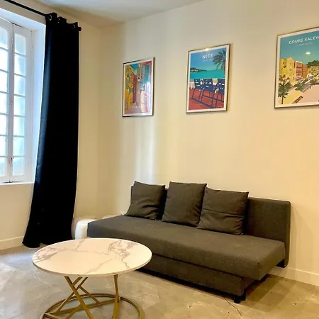 Joli Appartement Avec Jardin, 2 Chambres, Centre Ville De Nice Apartment