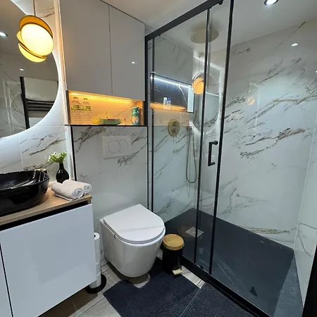 Charming New For 4 People - Garibaldi & Tram Apartment Nice