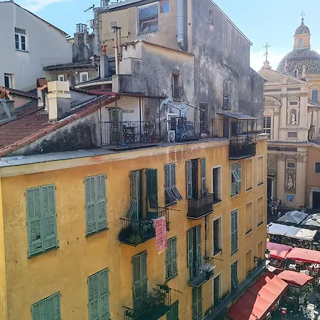 Charming In With Balcony Apartment Nice