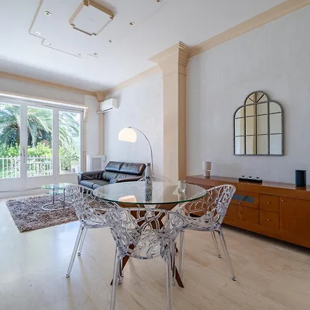 Spacious Flat - Calm & Ac * Nice