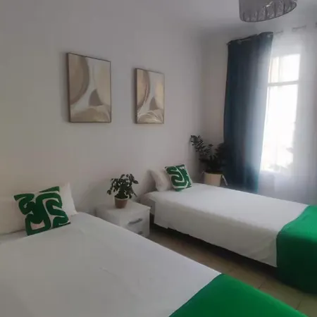 Elegant A Nice, A 10 Min Apartment