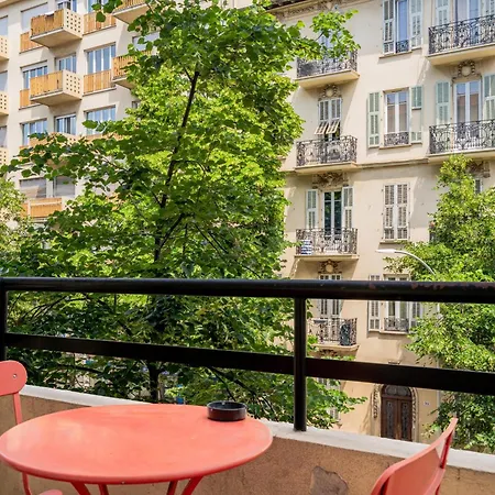 Apartment Hyper Center Fully Renovated Air Conditioning *