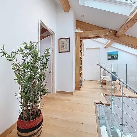 Apartment S10 Staywizus - Duplex 3 Bdr Ac Wifi Balcony 10 Mins
