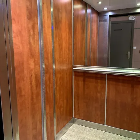 Beautiful Bright 2-bedroom 1 Minute From The * Nice