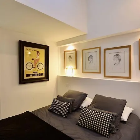 Apartment Signature Magenta