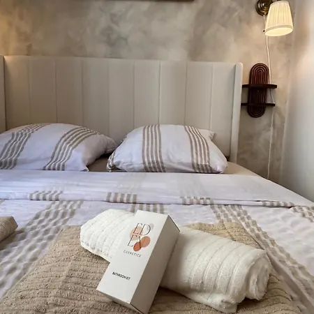 La Des Sables - Balneo - Downtown Apartment *