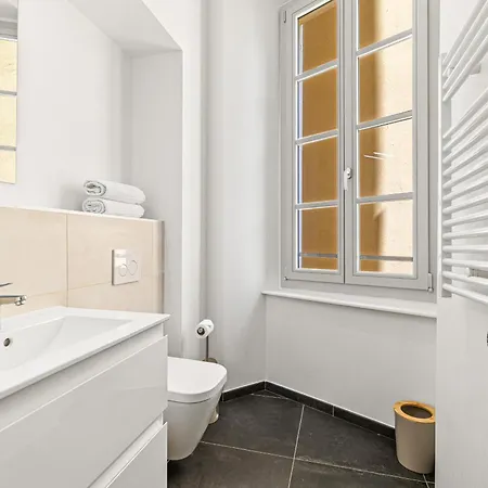 Apartment Charming Center 102 *