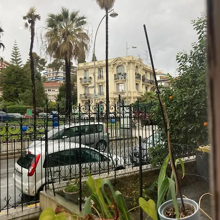 Apartment Superb 3 Bedroom - Center *