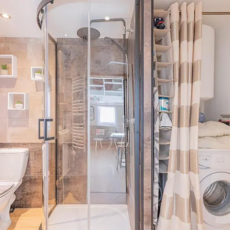 Loft Lumineux Climatise Port & Vieux-nice A Pied Apartment Nice