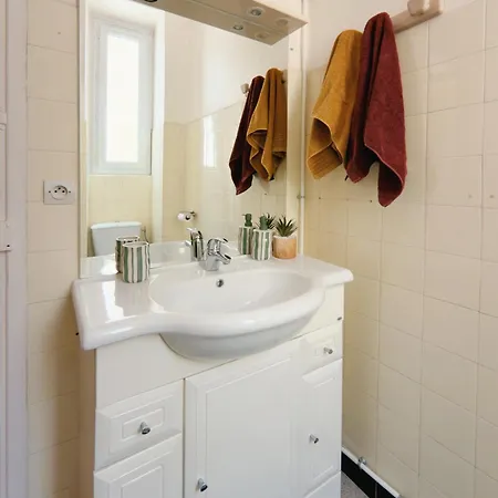 Apartment T1 - Cocon Dore Et Jardin Secret, Liberation *