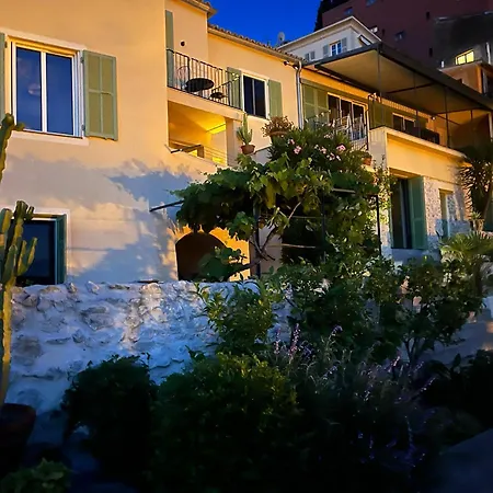 Apartment Lovely In Vieux-nice With Terrace, Garden And Ac - 10 Min To Beaches And Promenade Des Nice