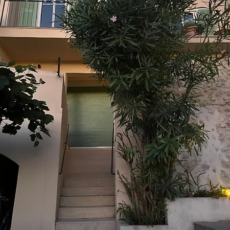Lovely In Vieux-nice With Terrace, Garden And Ac - 10 Min To Beaches And Promenade Des Apartment