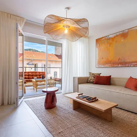 Apartment Spacious With Terrace And Parking Nice