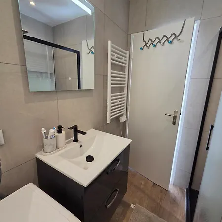 Valery Promenade Apartment Nice