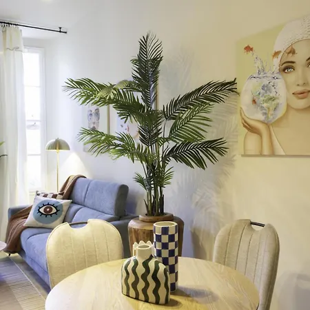 #38 Staywizus - 1bdr Place Massena - Near - Ac & Wifi * Nice