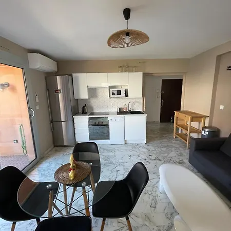 Apartment 3 Pieces, Proche De La Plage, Climatise, Tramway A Proximite *